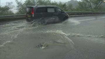黃雨生效｜天文台：九龍部分地區及青衣錄得約100毫米雨量　黑雨期間多區大雨