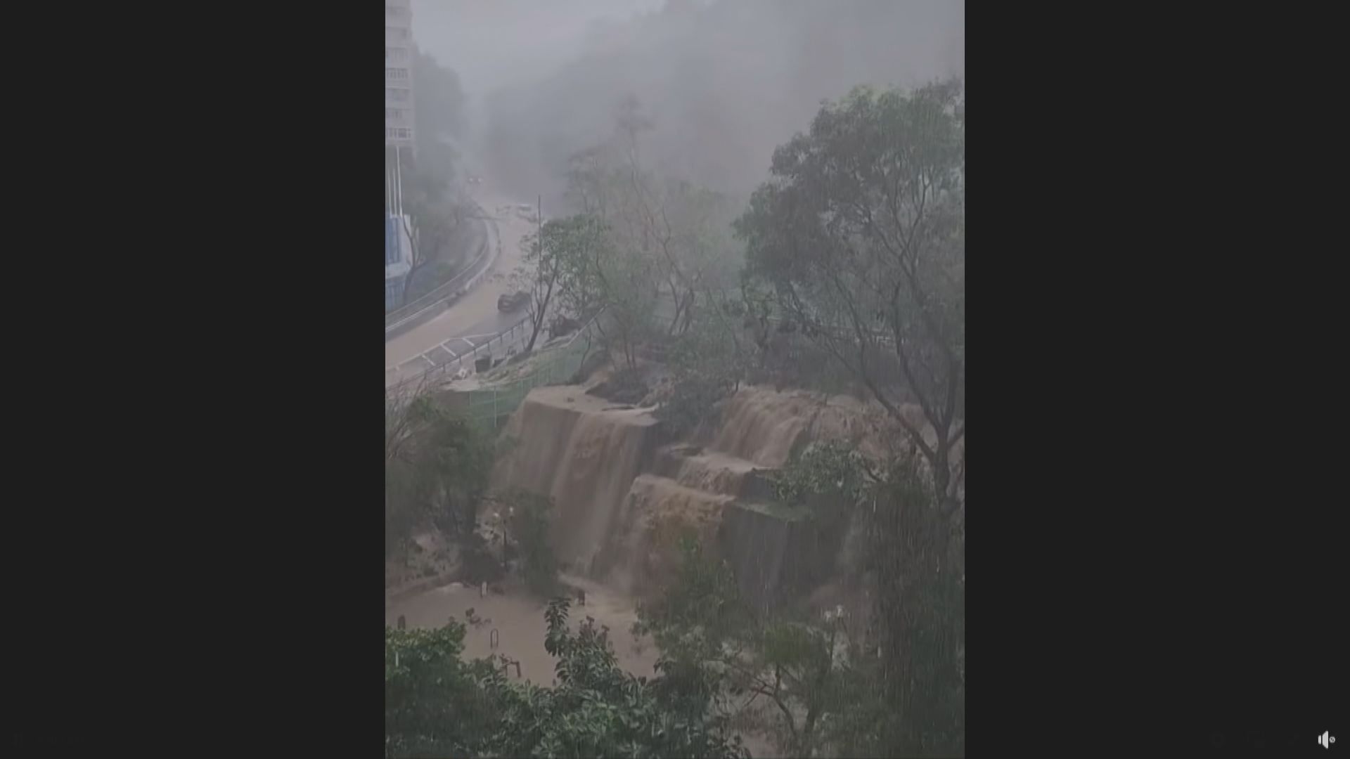 西貢區雨勢特別大 錄得每小時超過100毫米雨量
