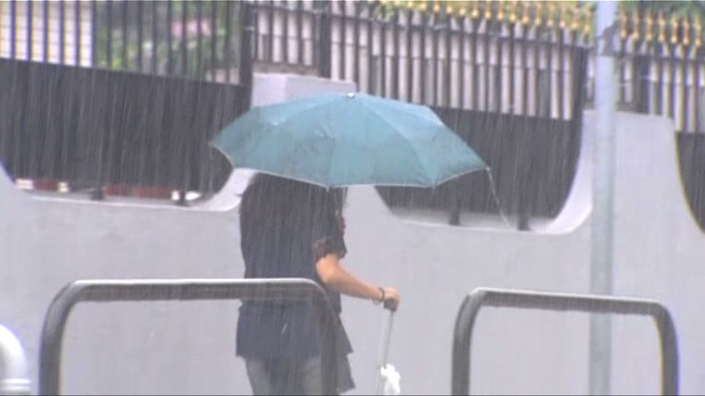 黃色暴雨警告生效　多區錄得逾30毫米雨量