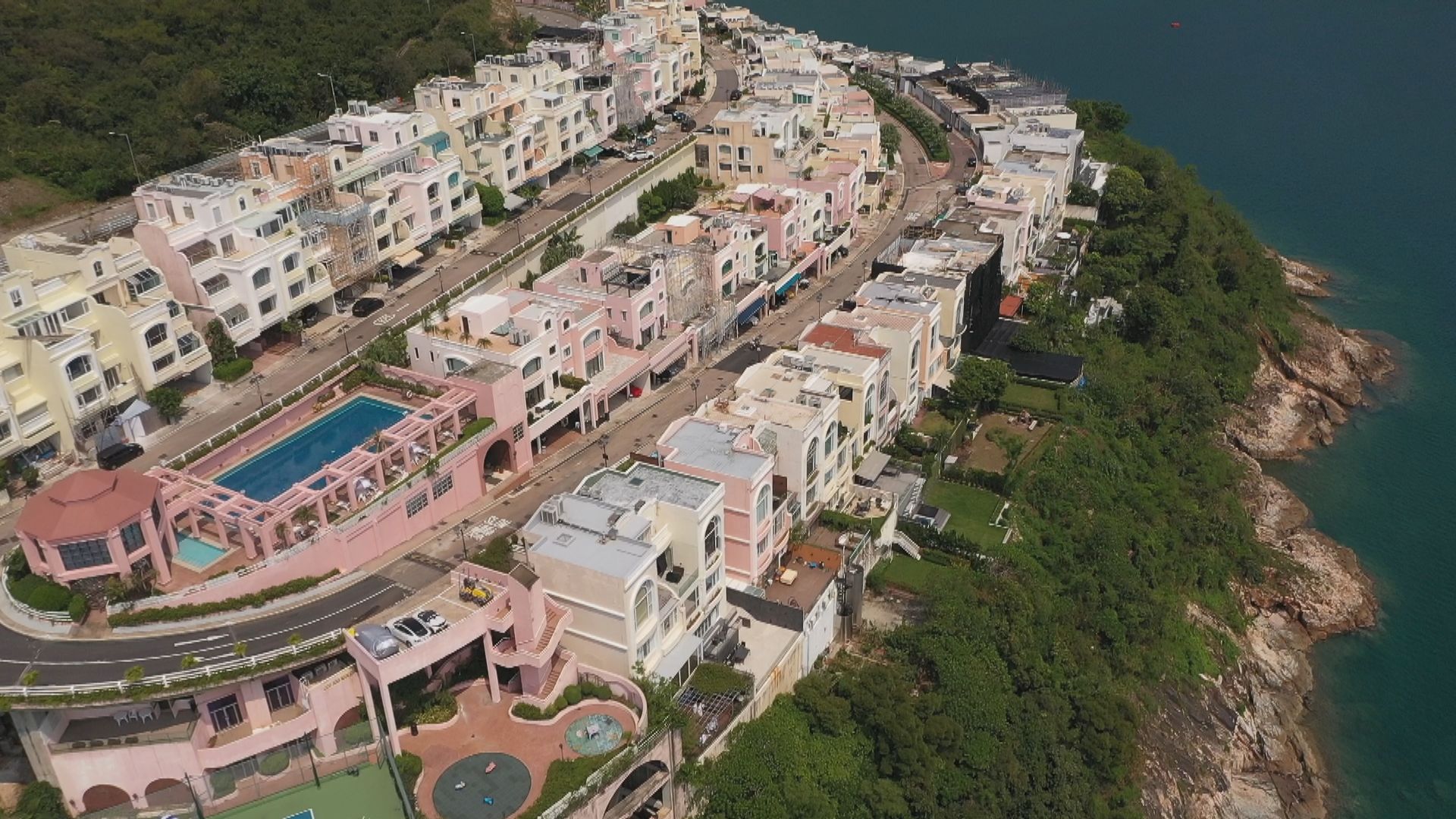 政府：紅山半島約70間獨立屋疑僭建 40間霸官地