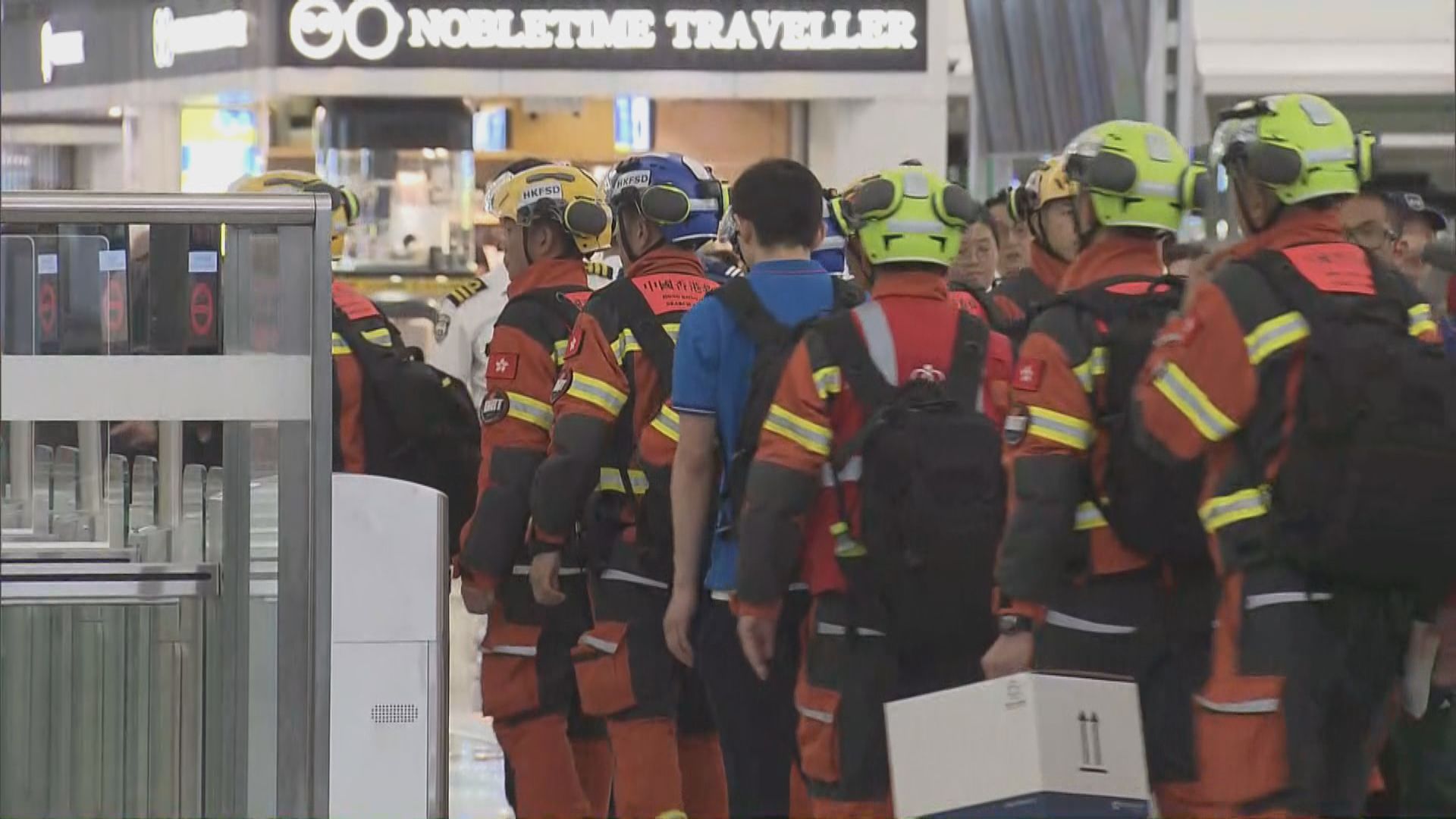 特區救援隊緬甸曼德勒通宵搜救　消防︰不放棄任何找到生還者機會