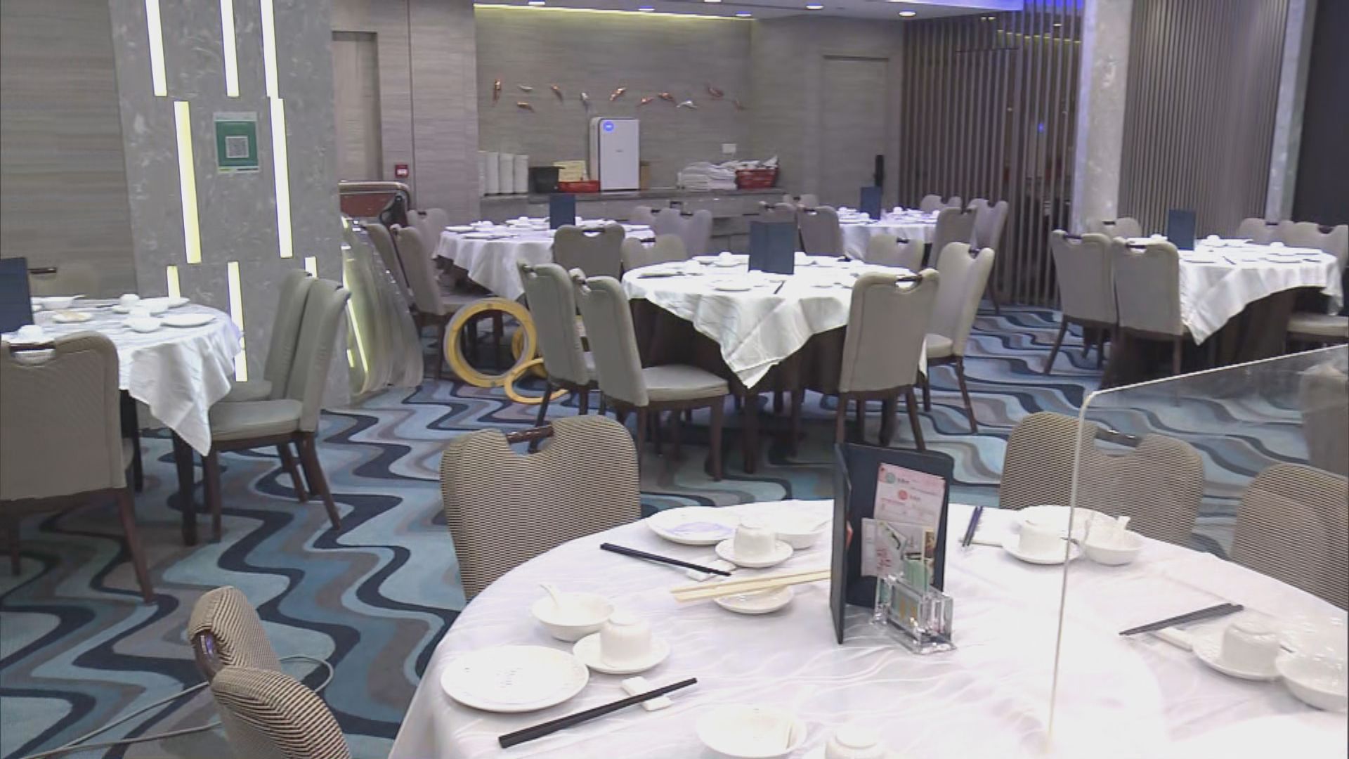 政府放寬防疫措施　有酒吧負責人望防疫條件跟餐廳看齊