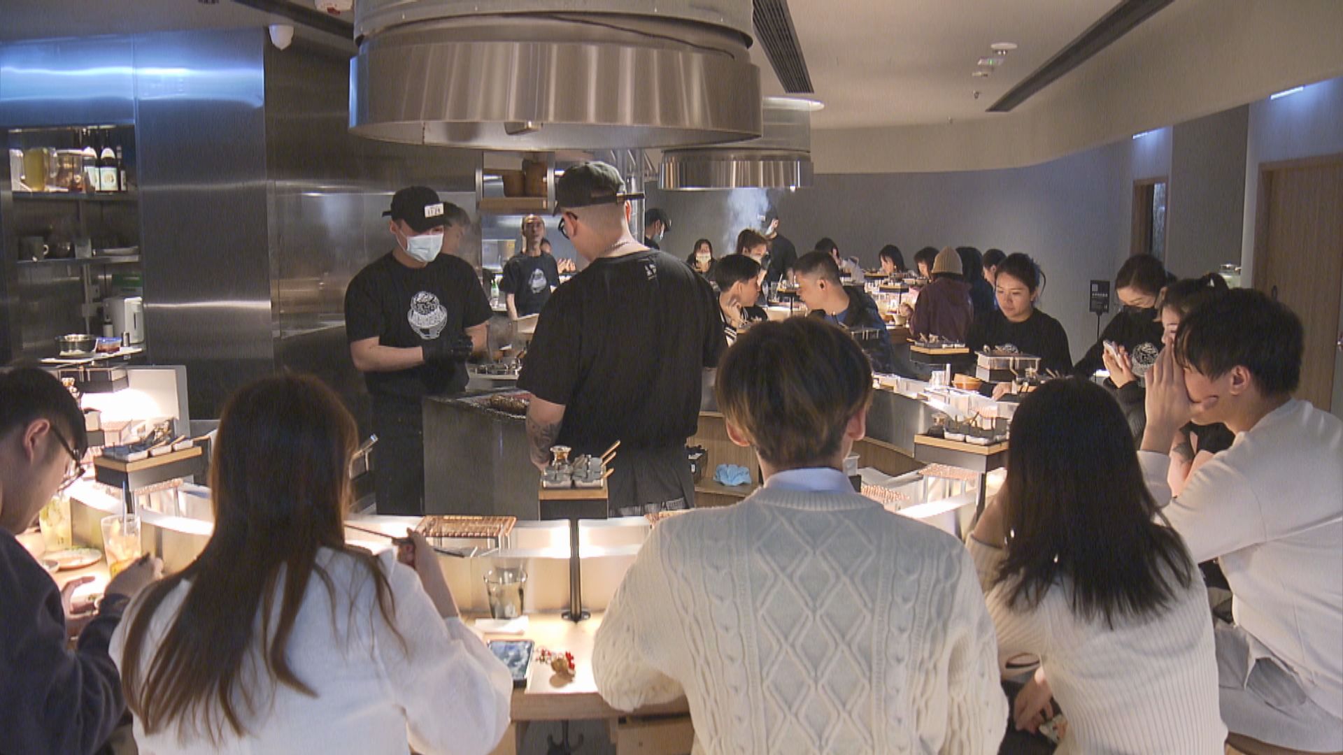 本地食肆策略轉型拓客源　快餐店收益超越疫前