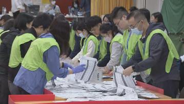 直選早上六時許起陸續公布結果