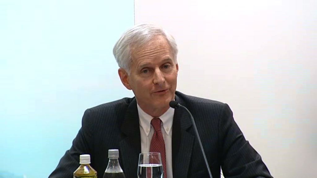 【國泰「見紅」】史樂山：燃油對沖會繼續輸錢