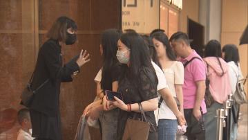 內地居民赴港澳購物免稅額提高 連同免稅店額度共增至15000元