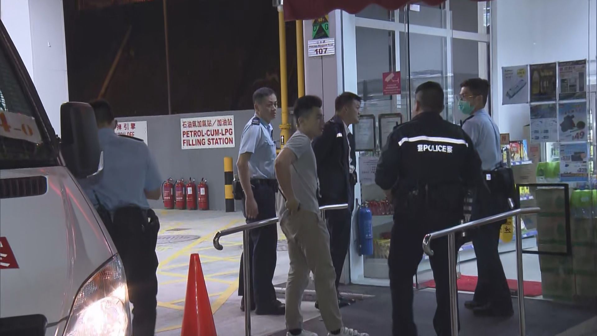 紅磡油站便利店遇劫損失萬多元