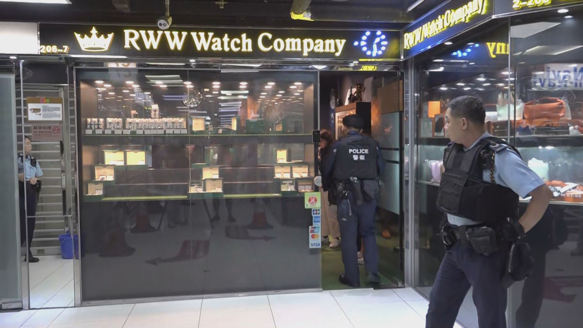 四名南亞匪劫尖沙咀表行　搶50隻名表總值1000萬元