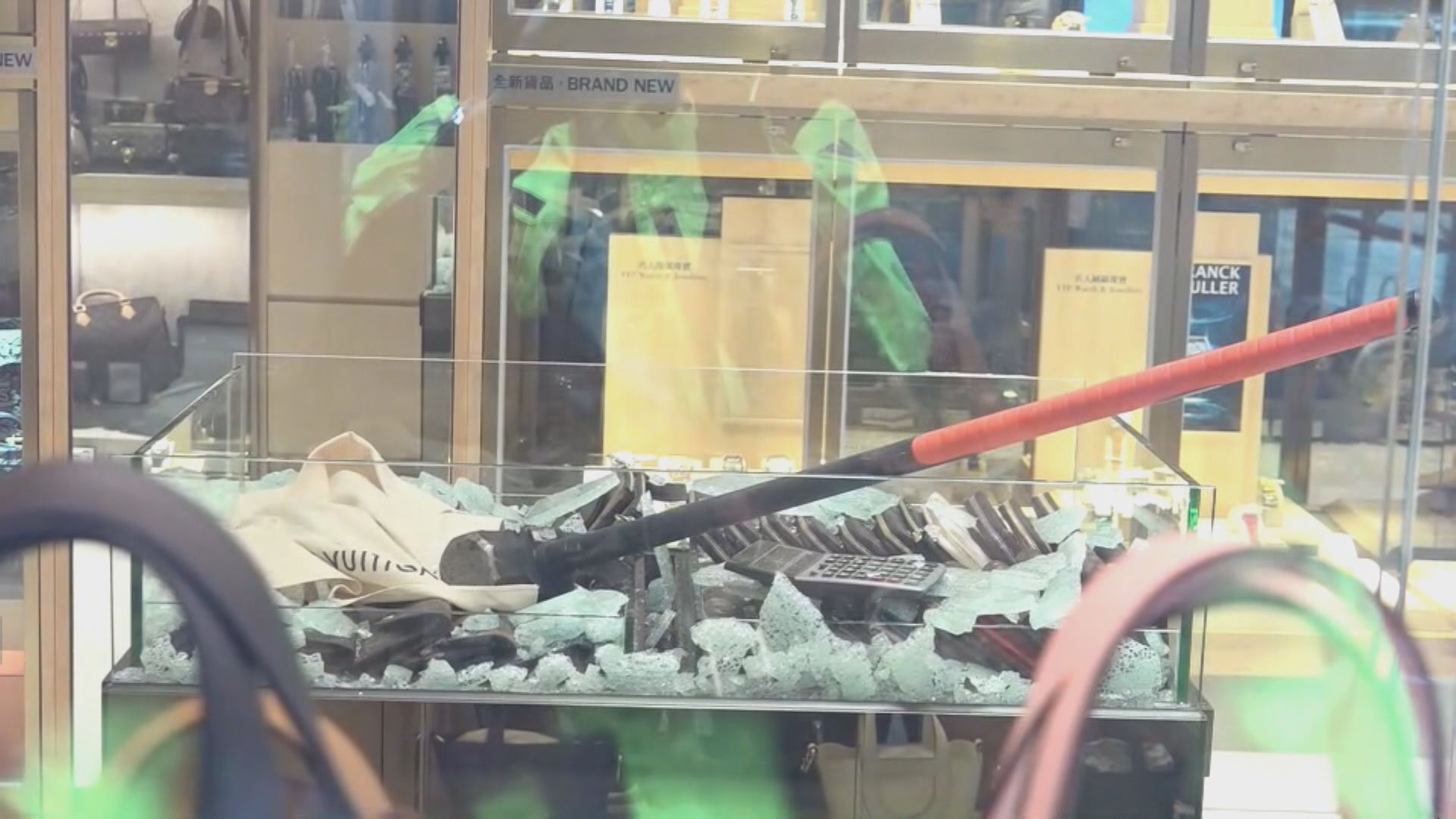 尖沙咀表行遇劫 損失約500萬元手表