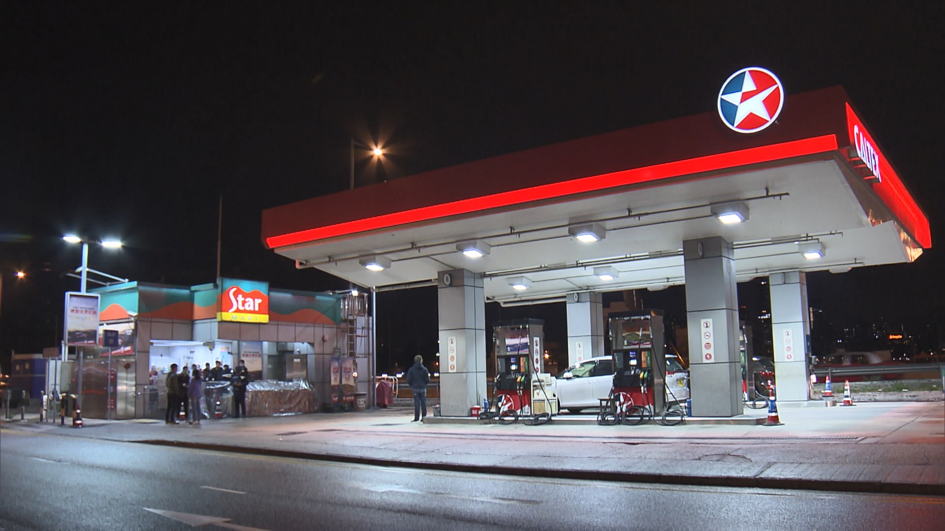 銅鑼灣油站被獨行賊持槍打劫