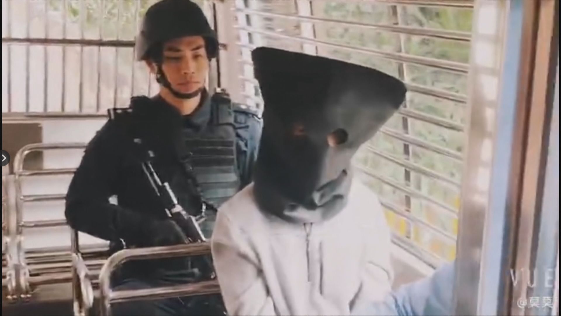 尖沙咀鐘表劫案疑犯經澳門潛逃到內地