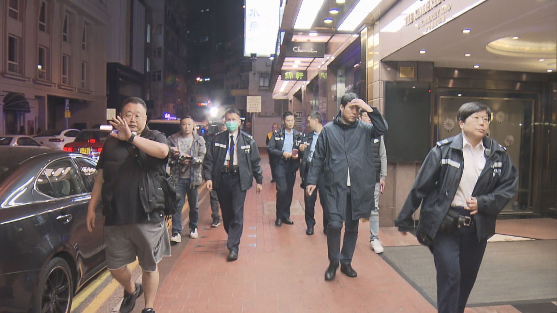 尖沙咀兩旅客遇劫失五十萬手表