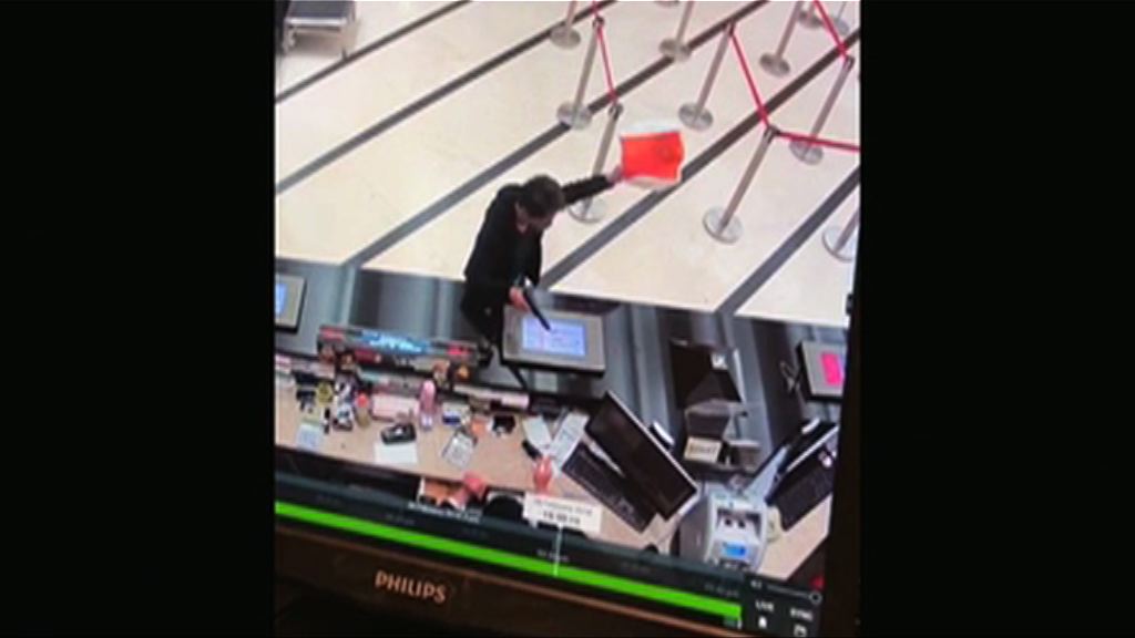 持槍賊劫中環東亞銀行掠數萬元