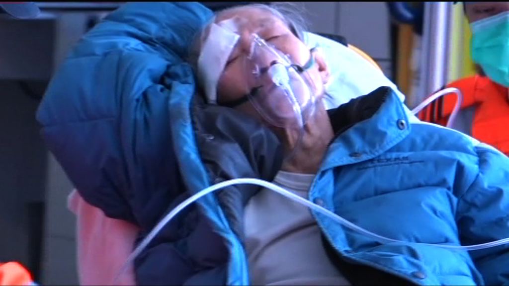 老翁深水埗公廁遇劫受傷失八千元