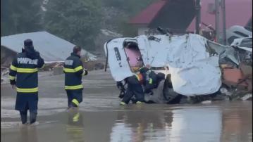 羅馬尼亞洪災近900人緊急撤離　25條村莊受影響