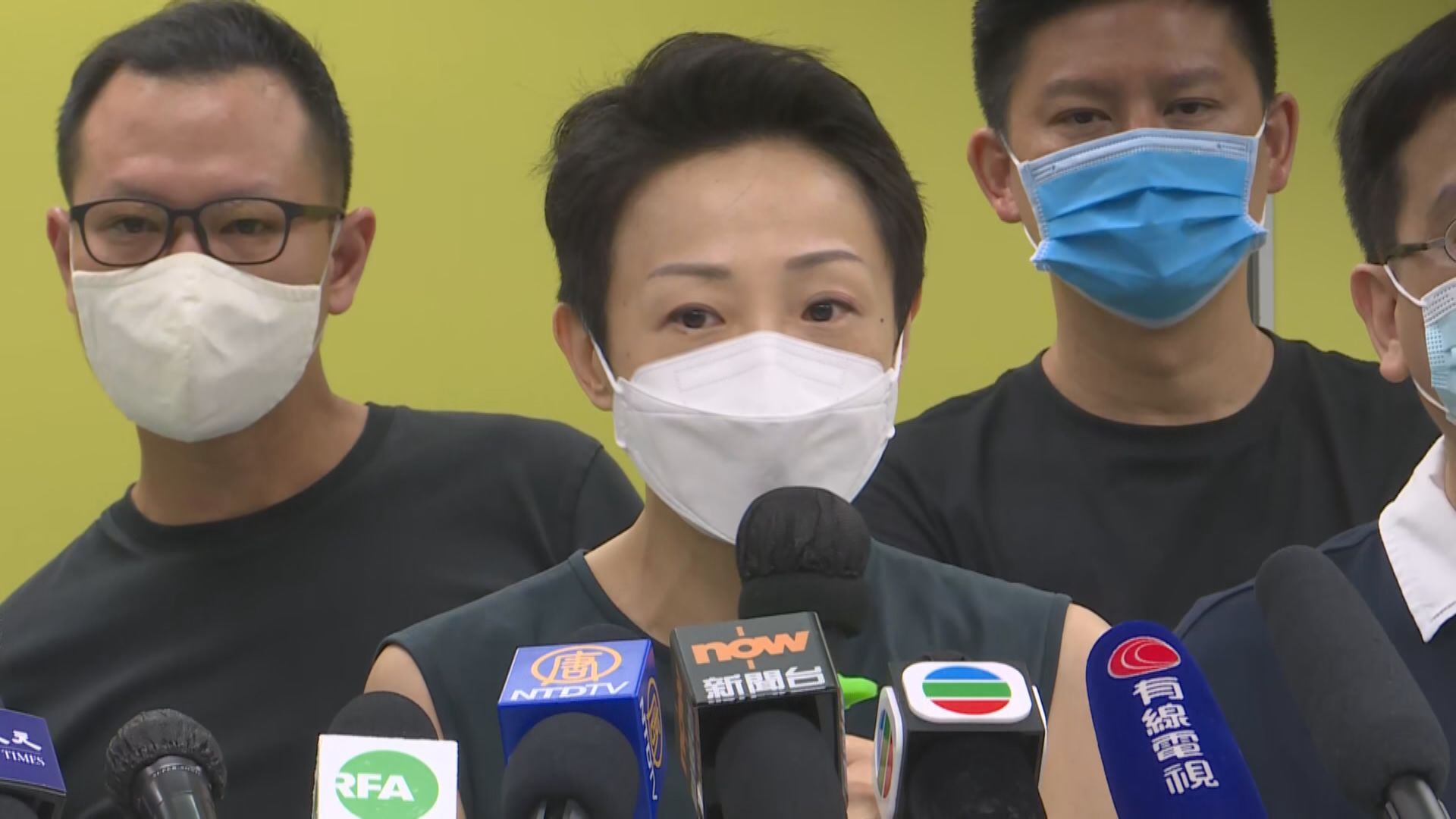 陳淑莊質疑康文署有否取得法律意見覆檢政治人物著作