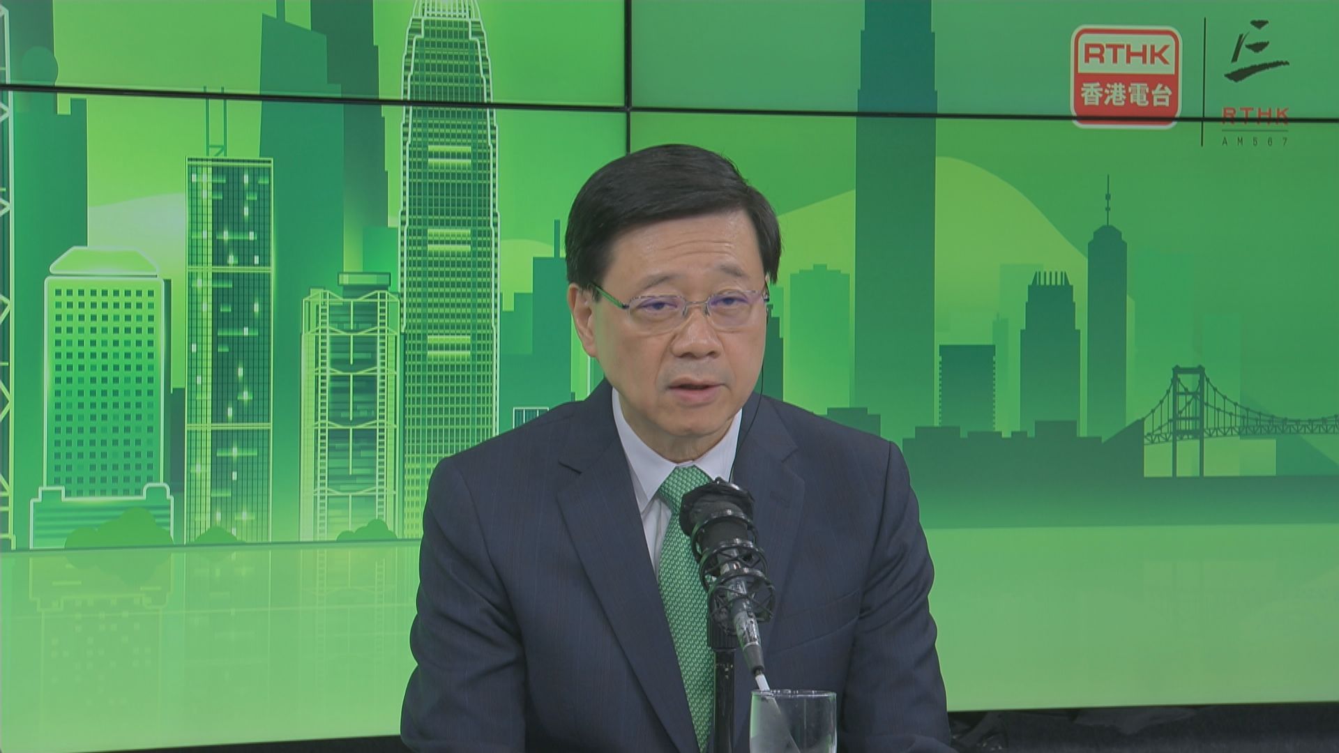 李家超稱下調股樓印花稅為提升競爭力 暫未打算擴大稅基