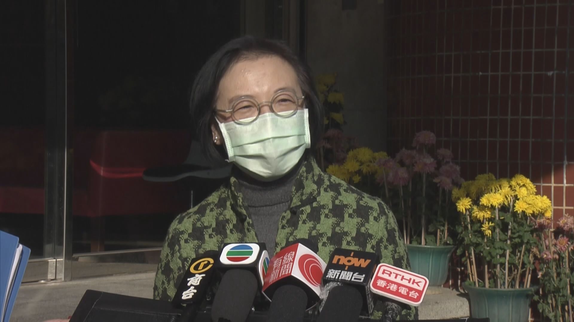 陳肇始：打哪款疫苗　市民心中有數