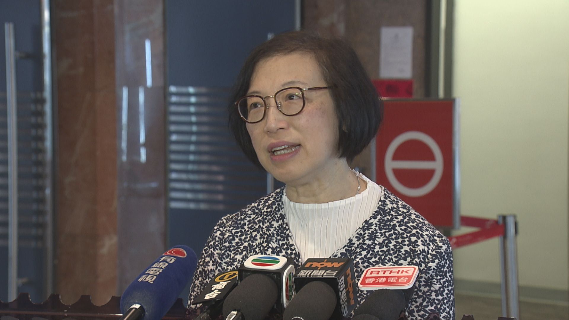 陳肇始：與抵港人士有接觸者若不接種疫苗須加密檢測