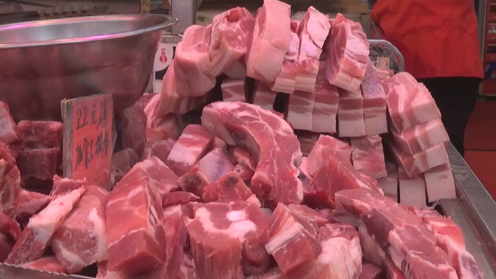 陳帆重申本港食品及日用品供應充足