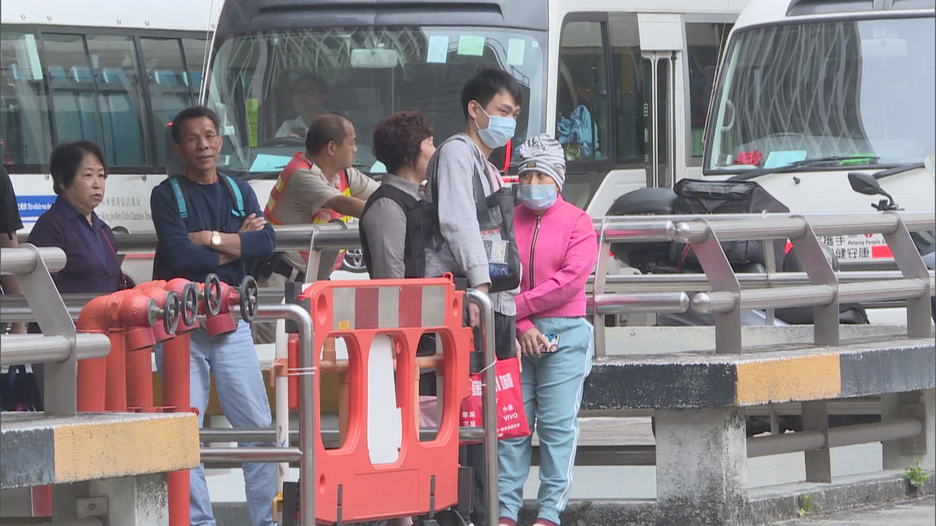 何栢良：患者病情輕　憂難偵測引起超級傳播