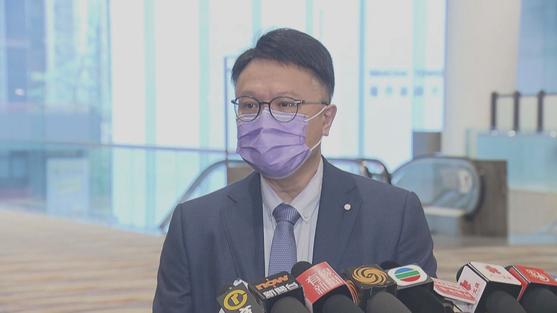 許樹昌指疫情仍未受控　政府應考慮收緊防疫措施