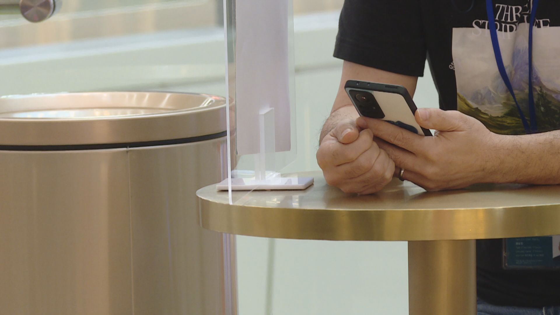 電話卡實名制周四截止登記　通訊局：發現非法代辦已轉交警方跟進