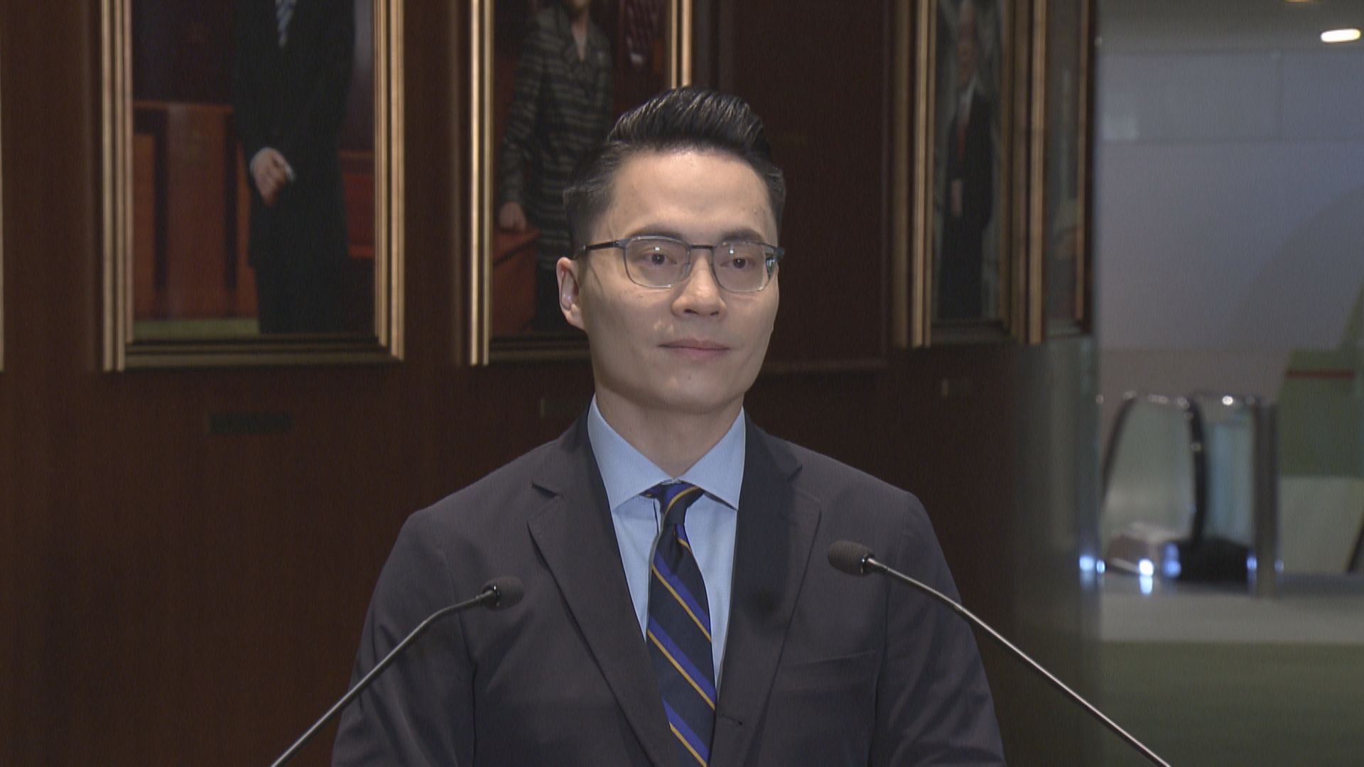 機鐵暫停大批旅客滯留 立法會議員：機管局應汲取教訓制定預案