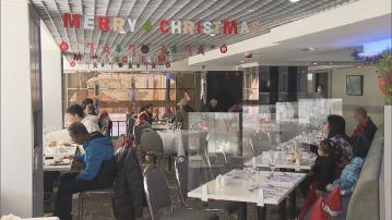 聖誕假期大批市民外遊 餐飲業：平安夜生意額按年跌逾一成