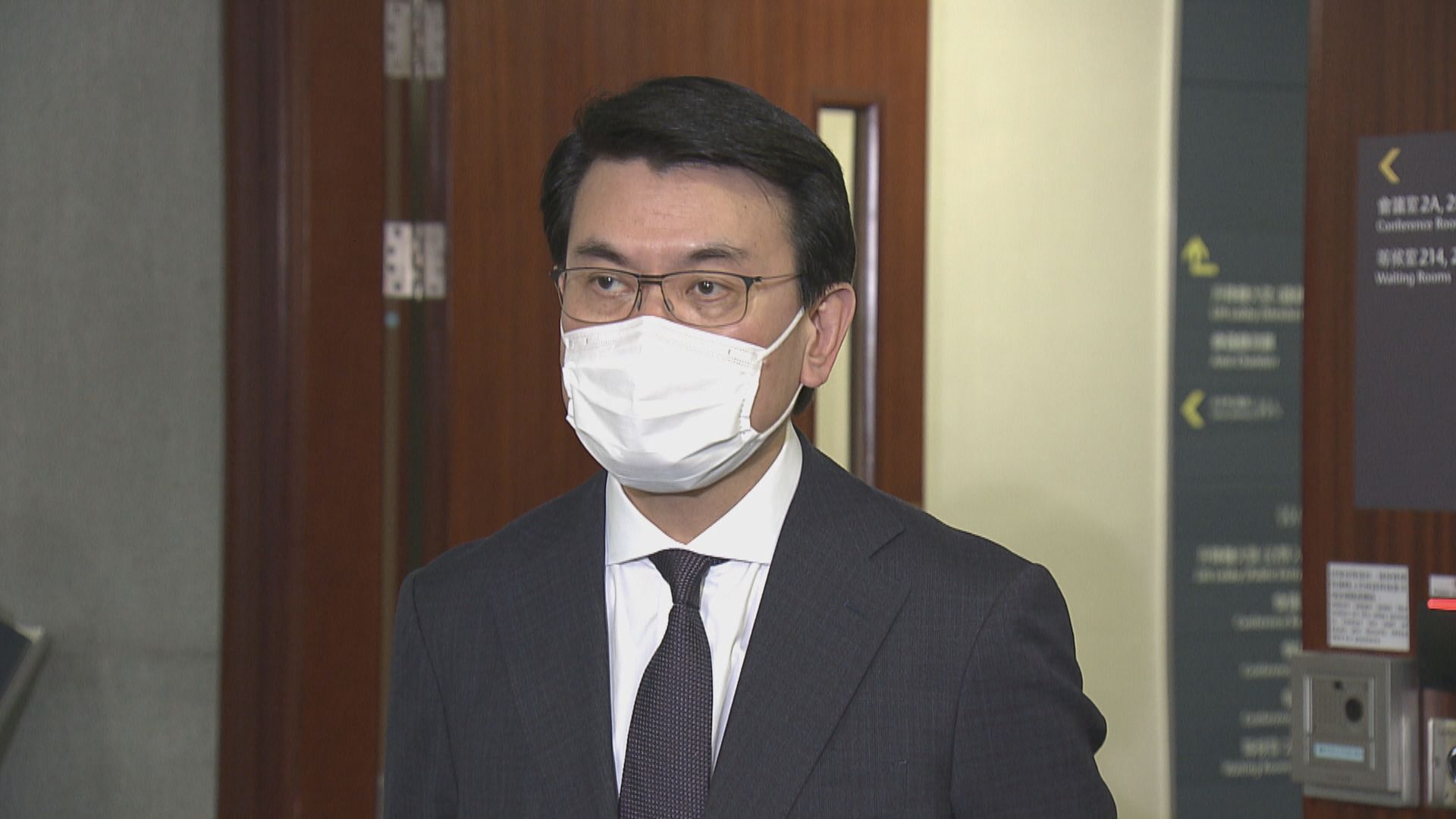 邱騰華：將與旅遊業界商討津貼計劃申請資格