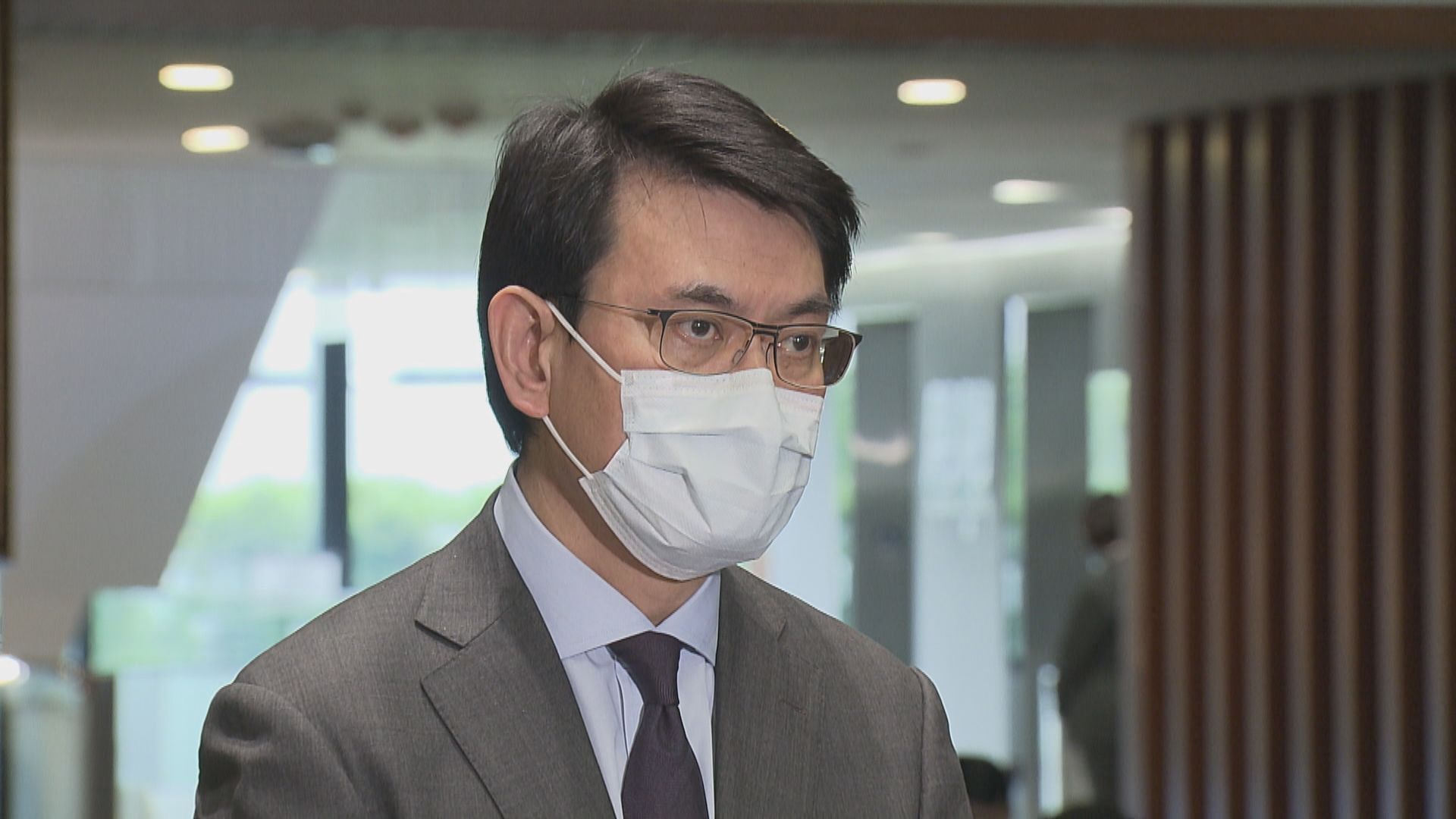 邱騰華：港台節目底線是不能違反約章