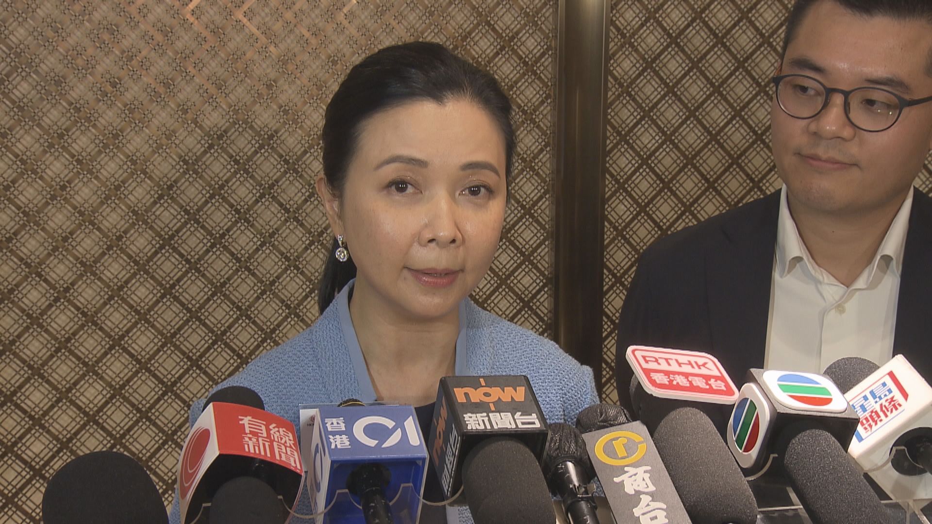 零售業界對十一黃金周持審慎、樂觀態度