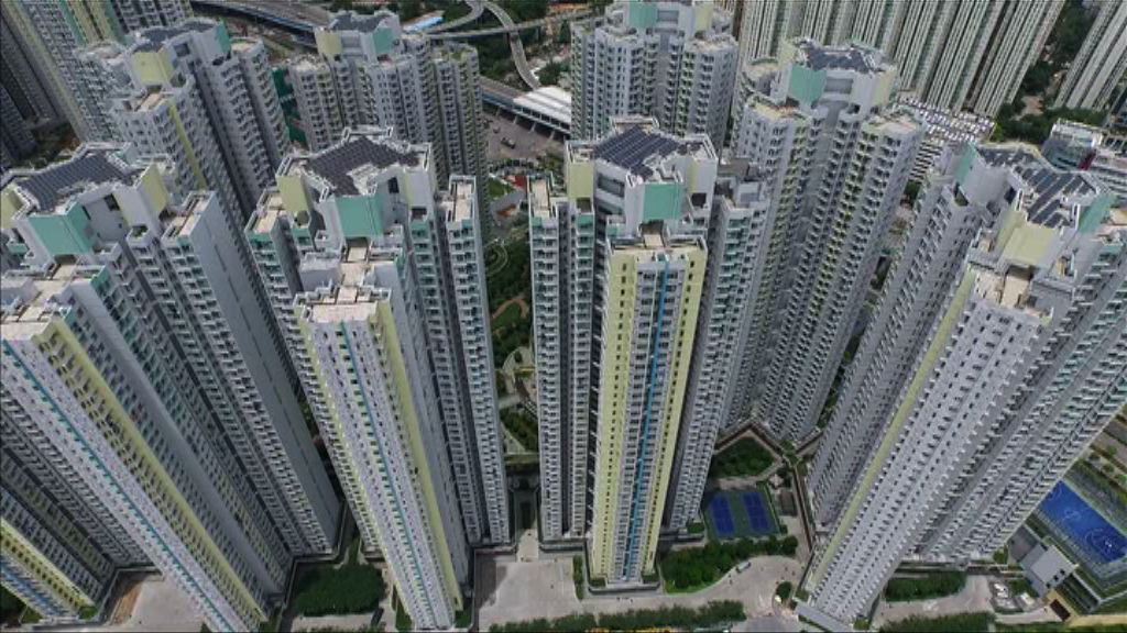 黃遠輝：林鄭80萬個公屋單位估算不科學