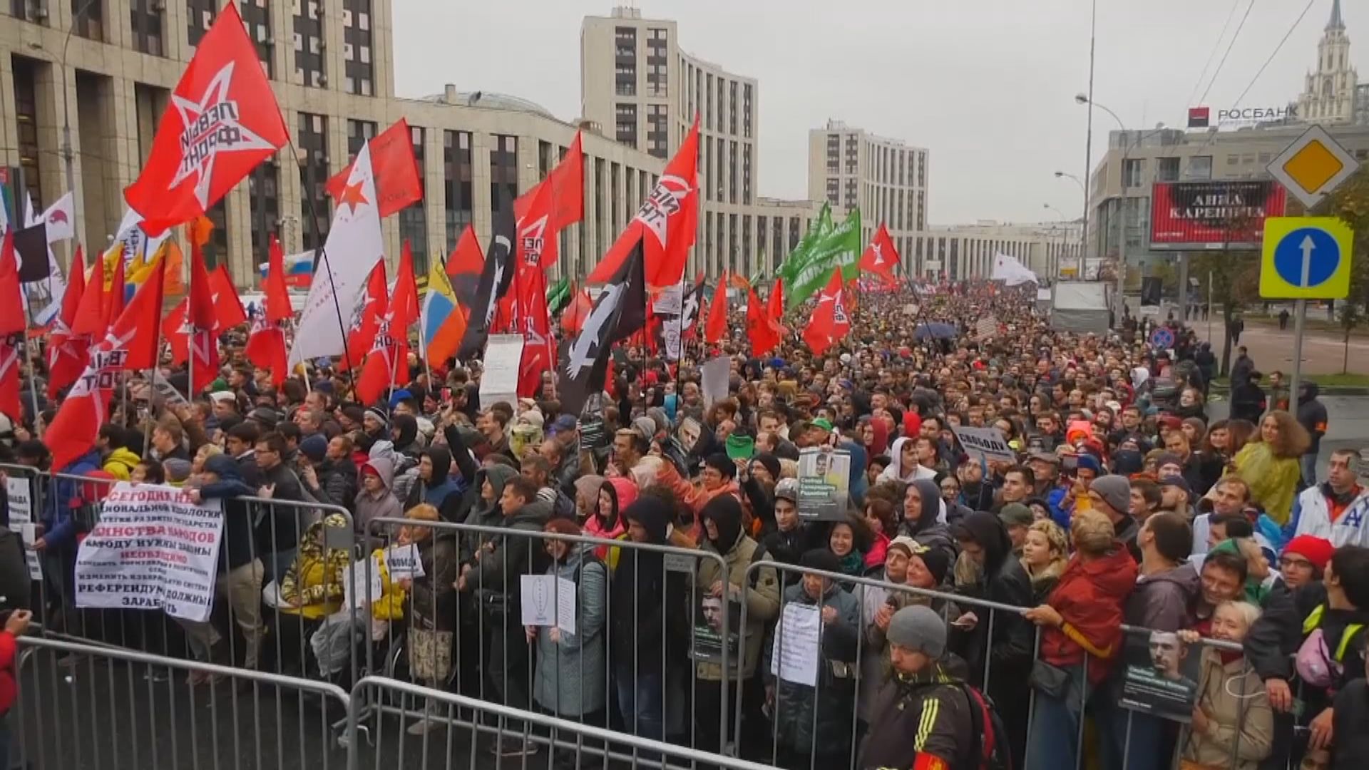 分析指普京藉換總理挽回民心