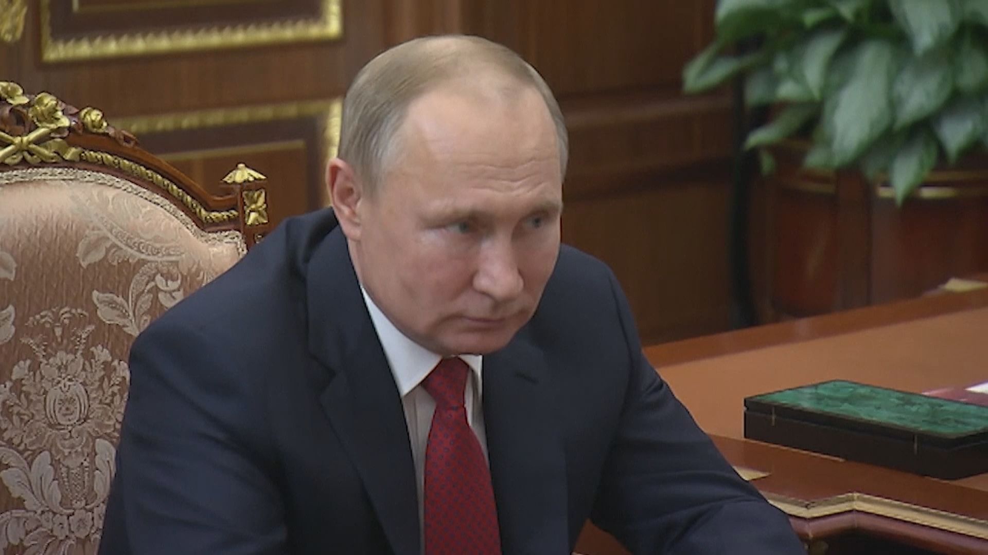 普京擬削總統角色增總理權力　被指為繼續掌權鋪路