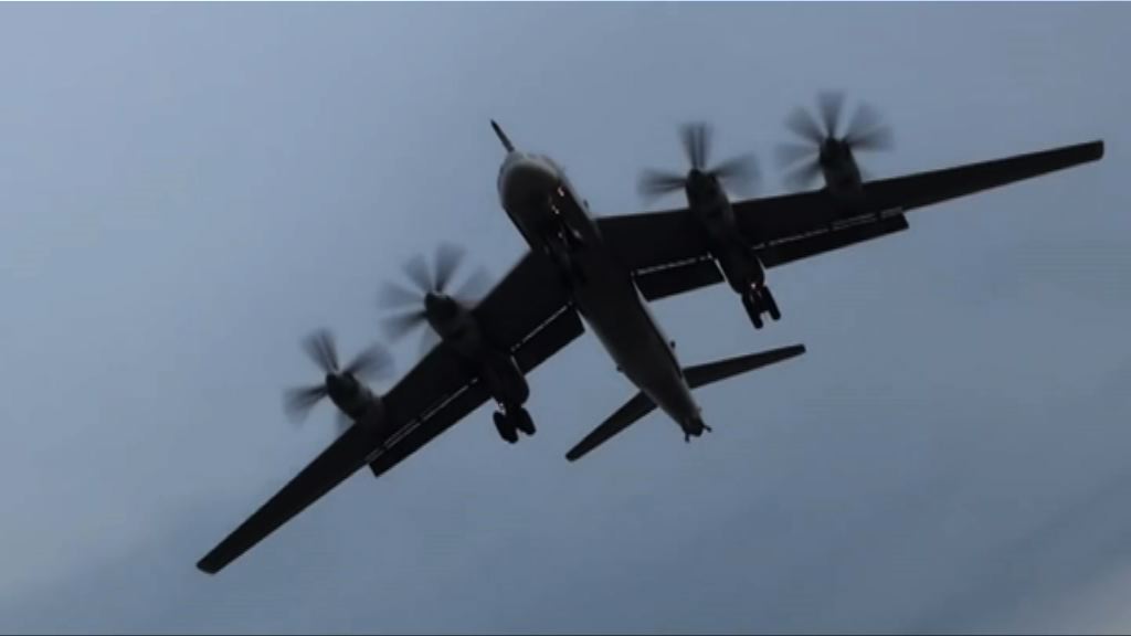 俄派轟炸機飛越朝鮮半島附近