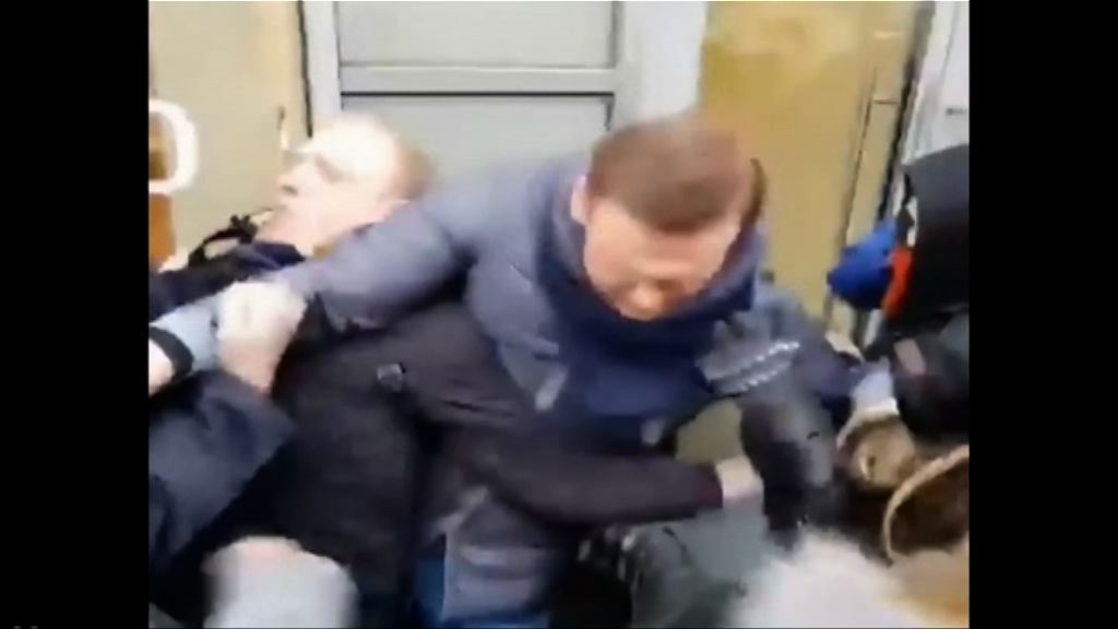 俄反對派領袖納瓦爾尼被捕