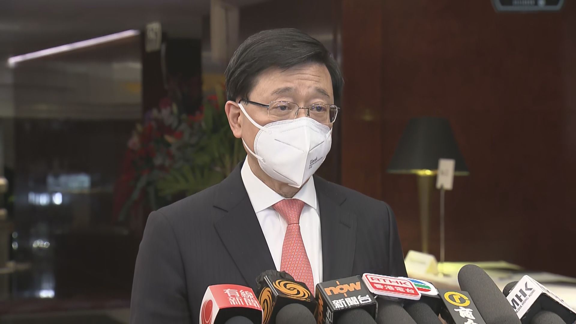 李家超︰香港警方將調查南韓七欖賽是否違國歌法