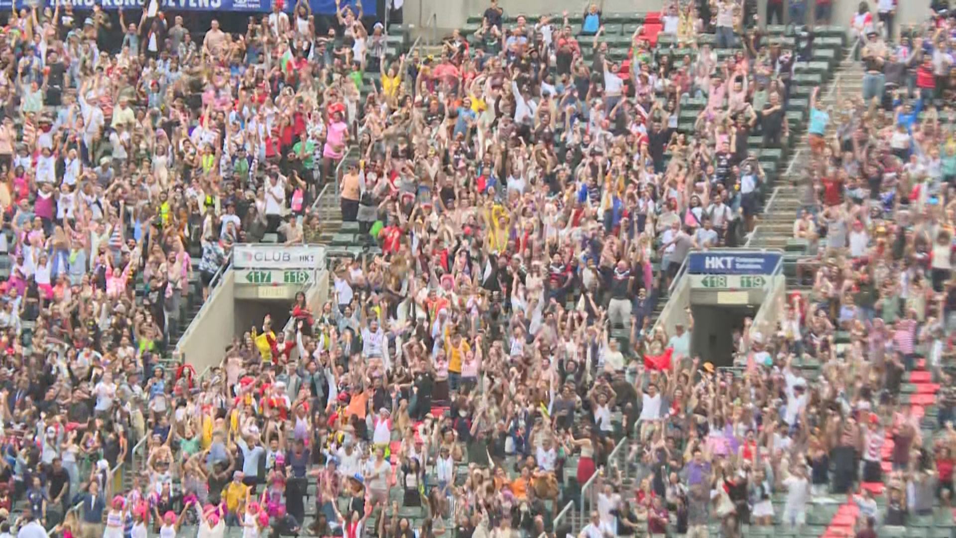 七欖最後一天　球迷不論輸贏「照撐」港隊