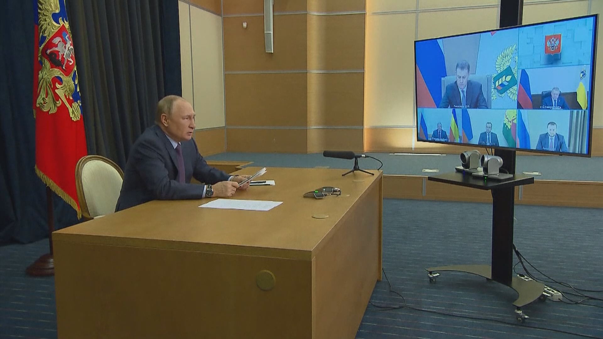 普京周五簽署條約讓烏克蘭四個地區加入