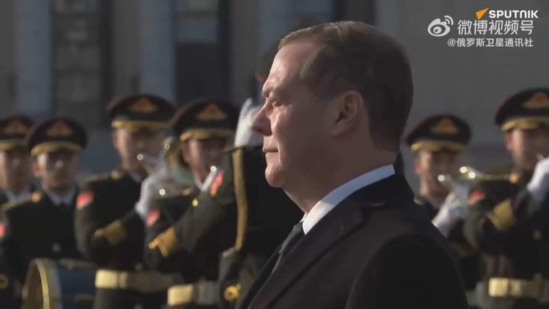 梅德韋傑夫指英語世界將加強分裂中俄　俄籲國民避免前往美加及大部分歐盟國家