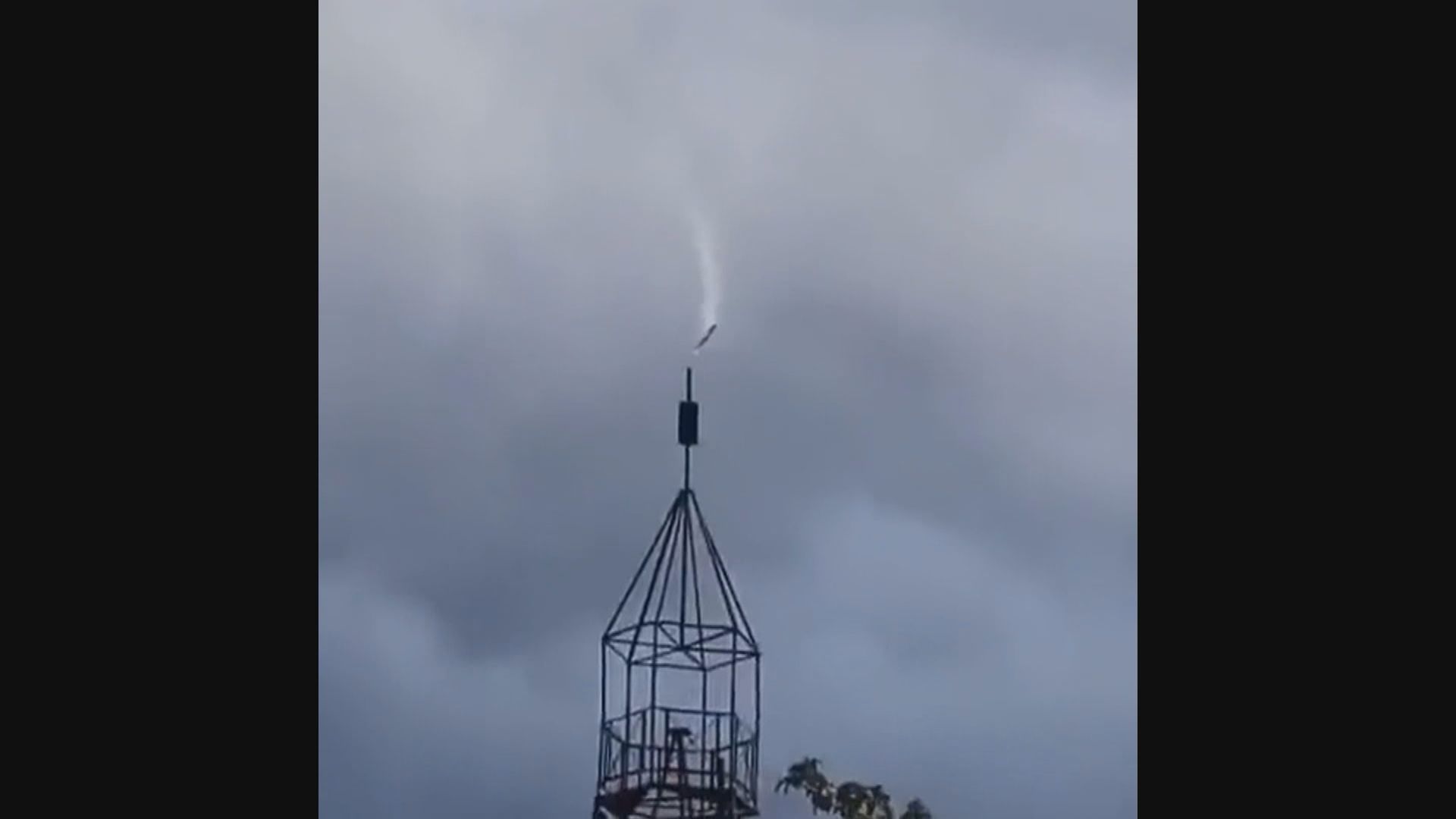 俄羅斯小型飛機墜毀10死 死者包括普里戈任