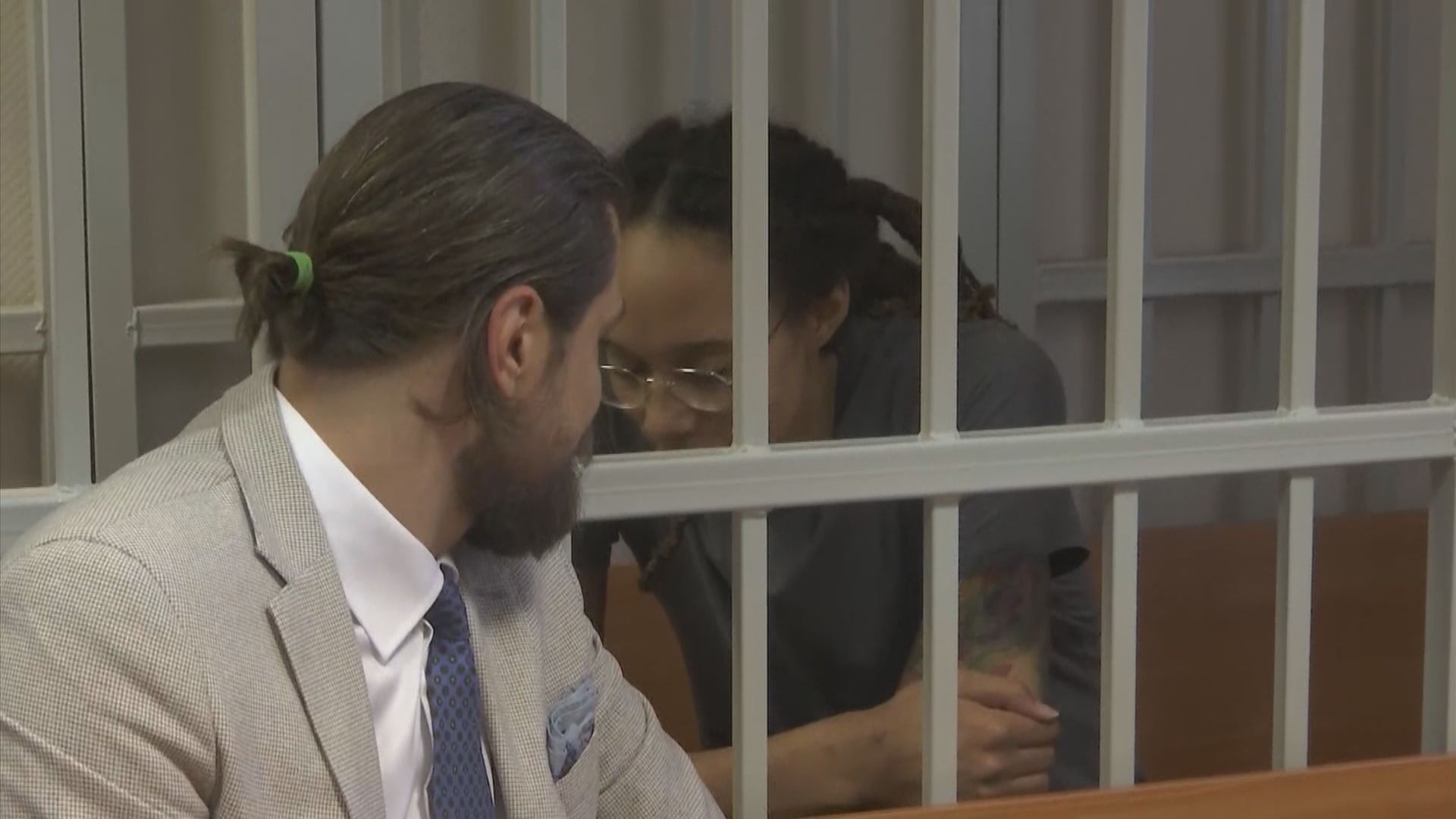 俄羅斯裁定美國女籃球員格里納運毒罪成　判囚九年