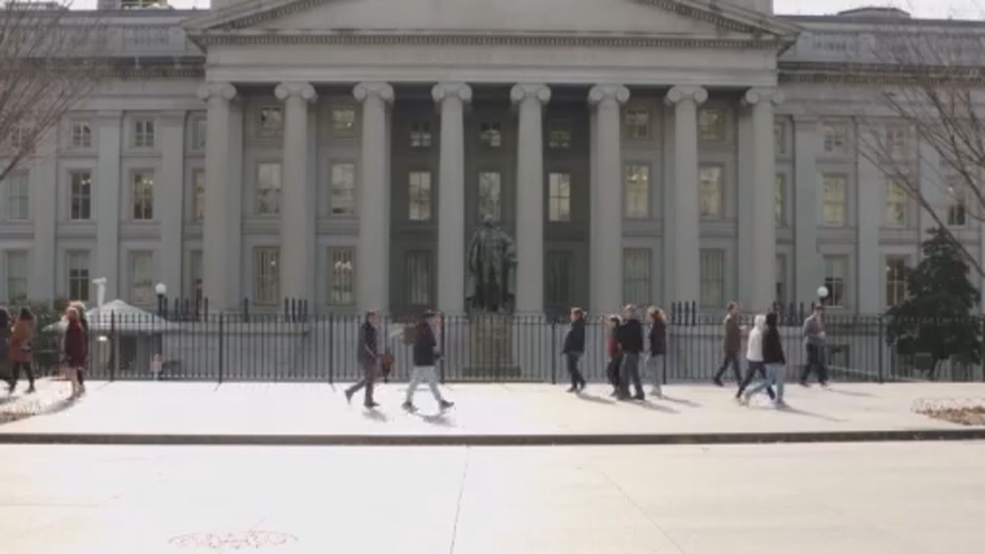 美國擴大針對俄羅斯的金融制裁