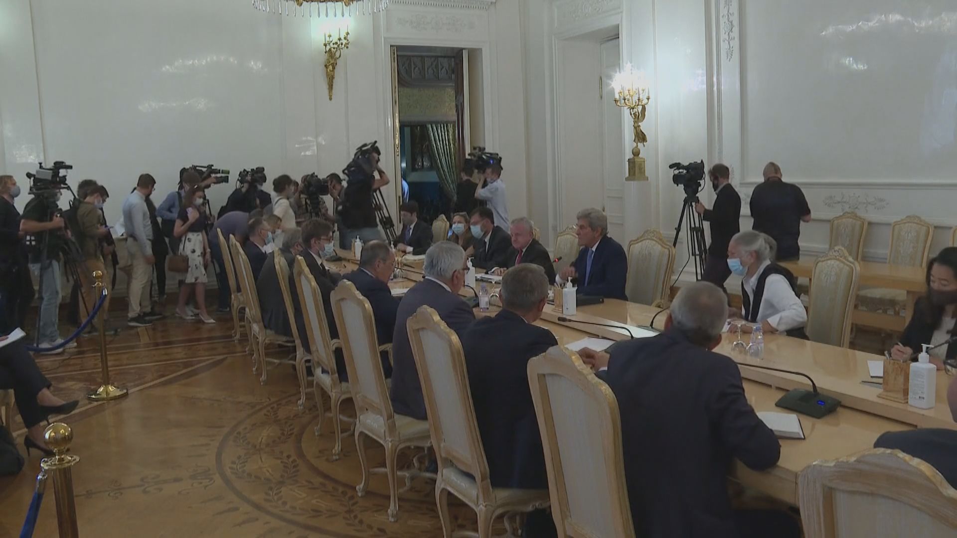 美氣候問題特使克里與俄外長拉夫羅夫會面