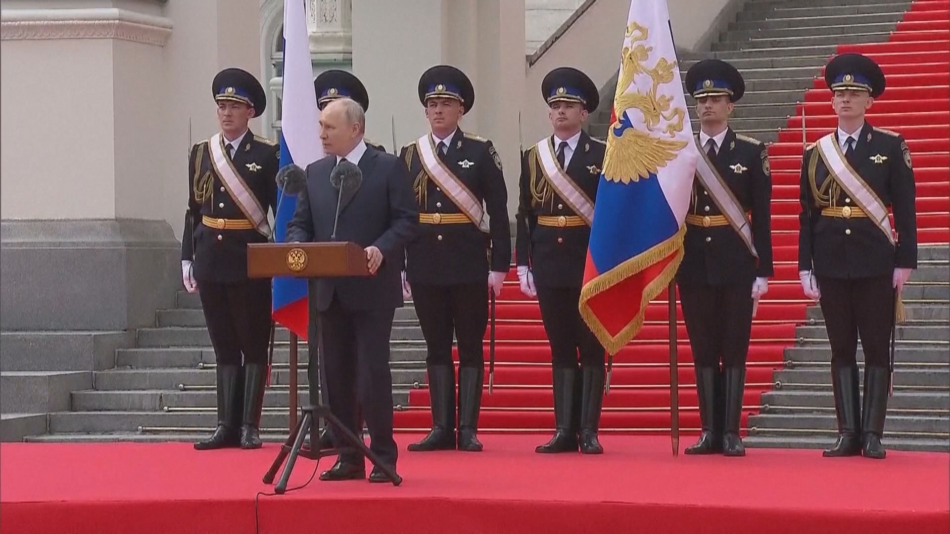 普京讚揚軍人制止內戰爆發 普里戈任已抵達白俄