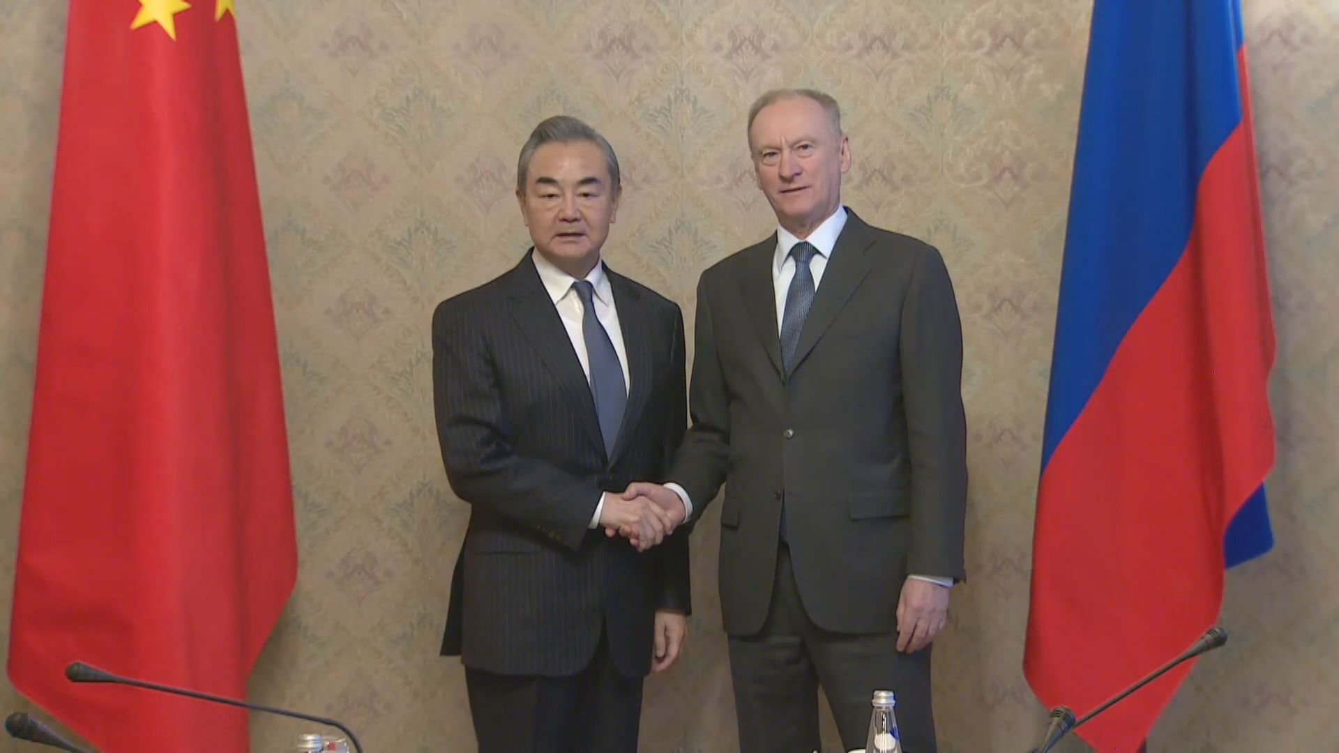 王毅抵俄羅斯訪問　指中俄關係堅如磐石