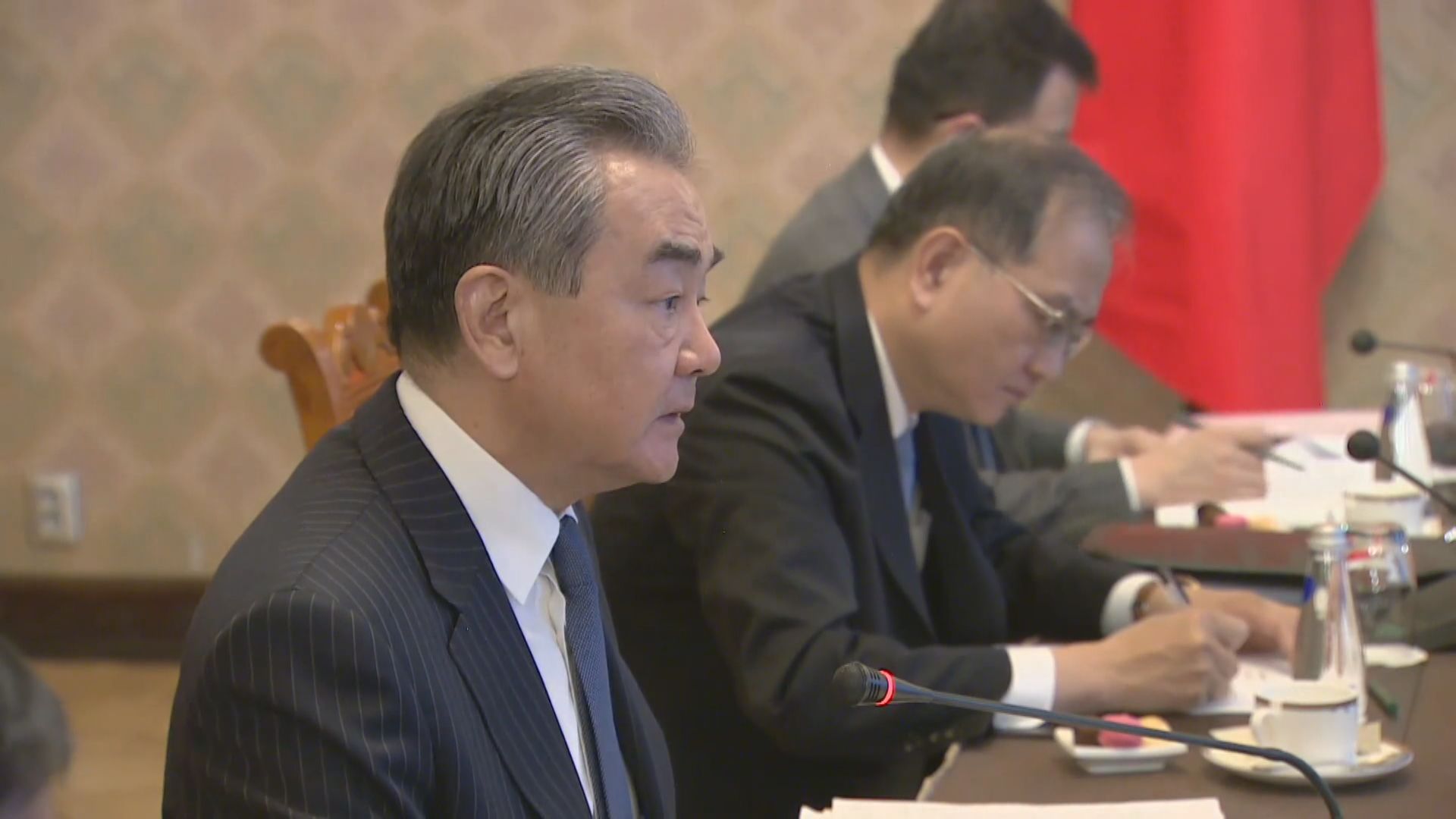 王毅晤俄聯邦安全會議秘書　指中俄關係經得起國際變化考驗