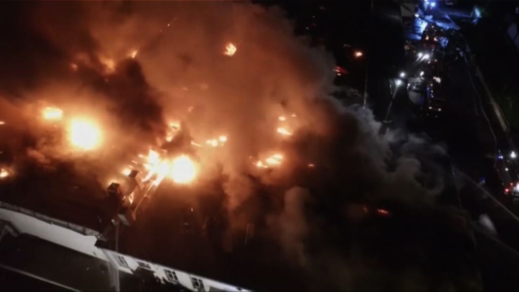 莫斯科倉庫大火　八名消防員殉職