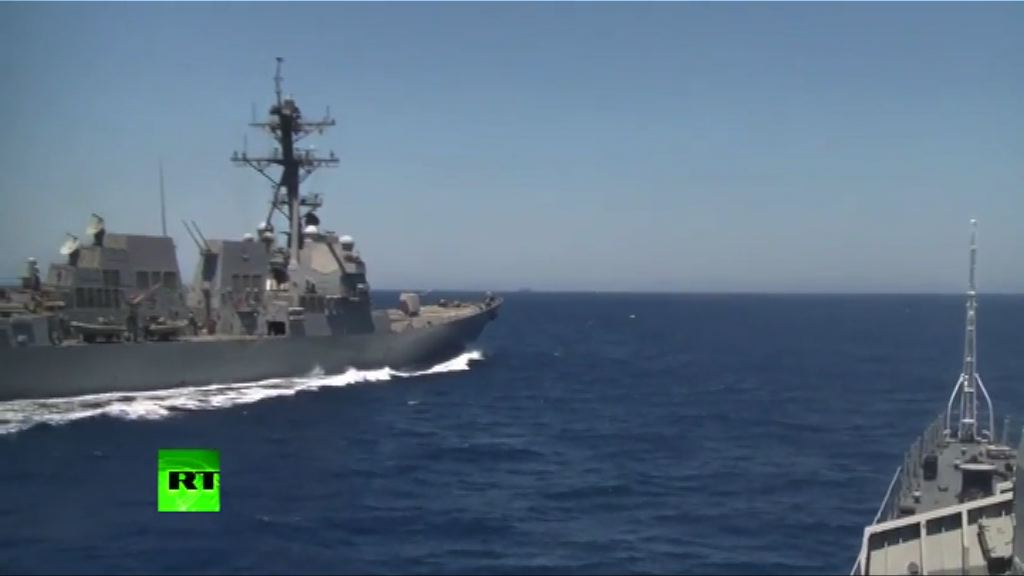 俄軍指美艦危險接近俄軍艦